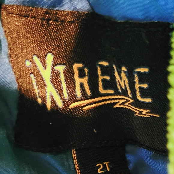 Winter Gear Bundle Option! 2 Coats & a pair of Overhaul Snow pants. - Picture 3 of 8